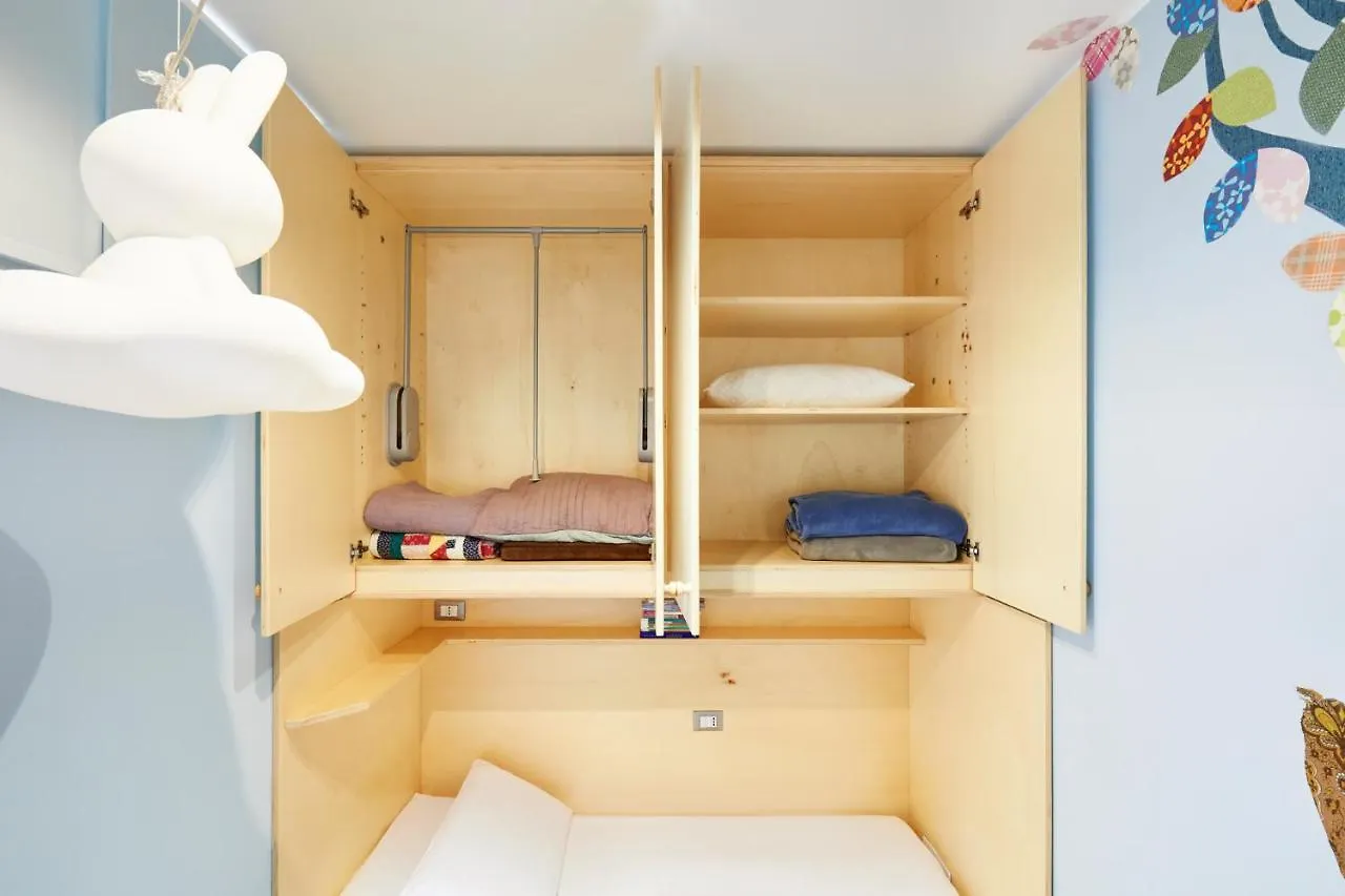 شقة Stellar Design 2Br Loft Next To Navigli & Duomo ميلان 0*,  إيطاليا